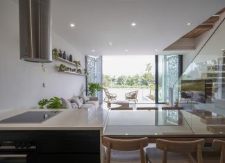 Nhà 2 tầng thiết kế ấn tượng, tận dụng tối đa diện tích trồng rau sạch